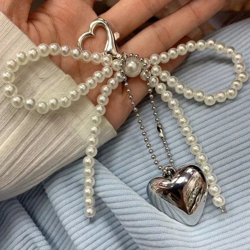 BowVibe Keyring: Delicate Pearl Bow Keychain, Perfect For Mother's Day, Mom Keychain