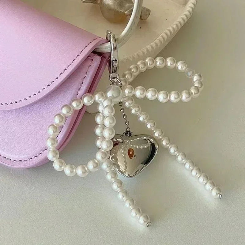 BowVibe Keyring: Delicate Pearl Bow Keychain, Perfect For Mother's Day, Mom Keychain