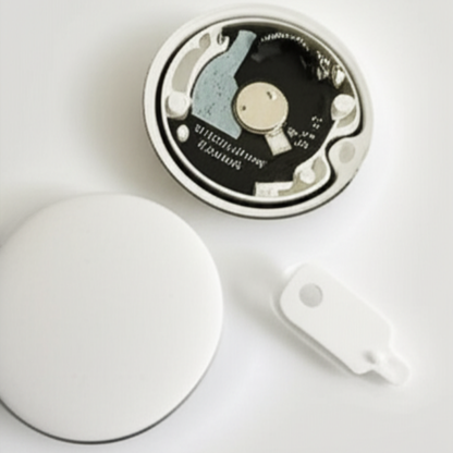 RoadHawk Tracker: Track Your Car and Loved Ones Stress-Free